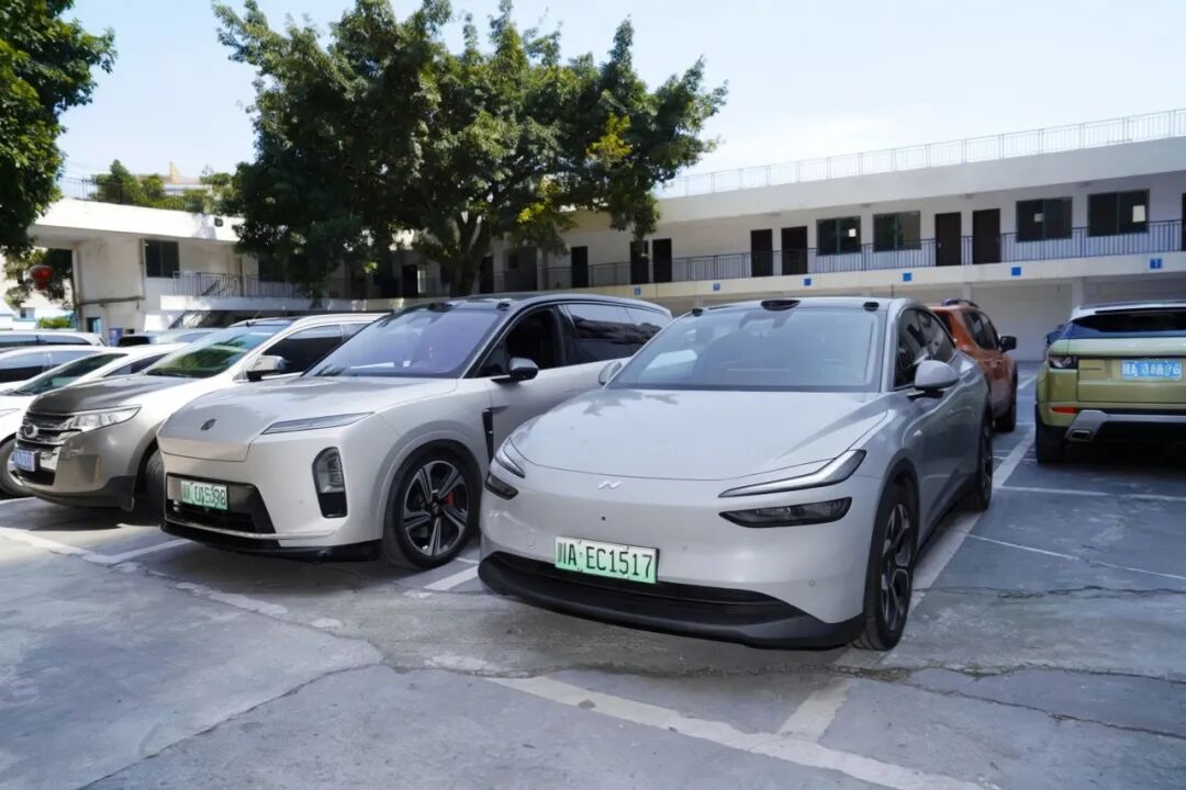 蔚来汽车·胃来可期丨四川肛肠医院联合蔚来汽车试驾车友会活动成功 配图8