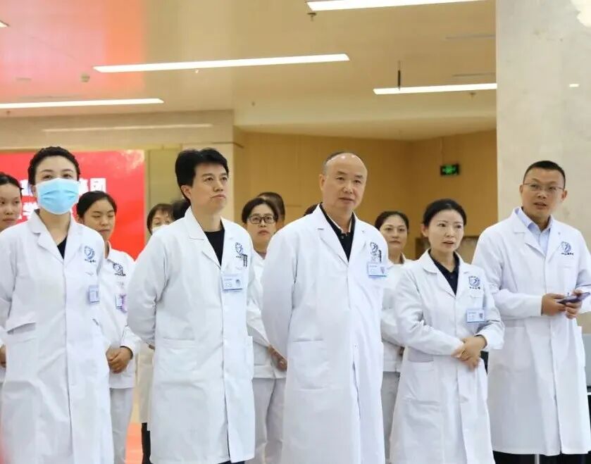 四川肛肠医院携手承葛医疗，肠道微生态医学中心开启新征程 现场图4